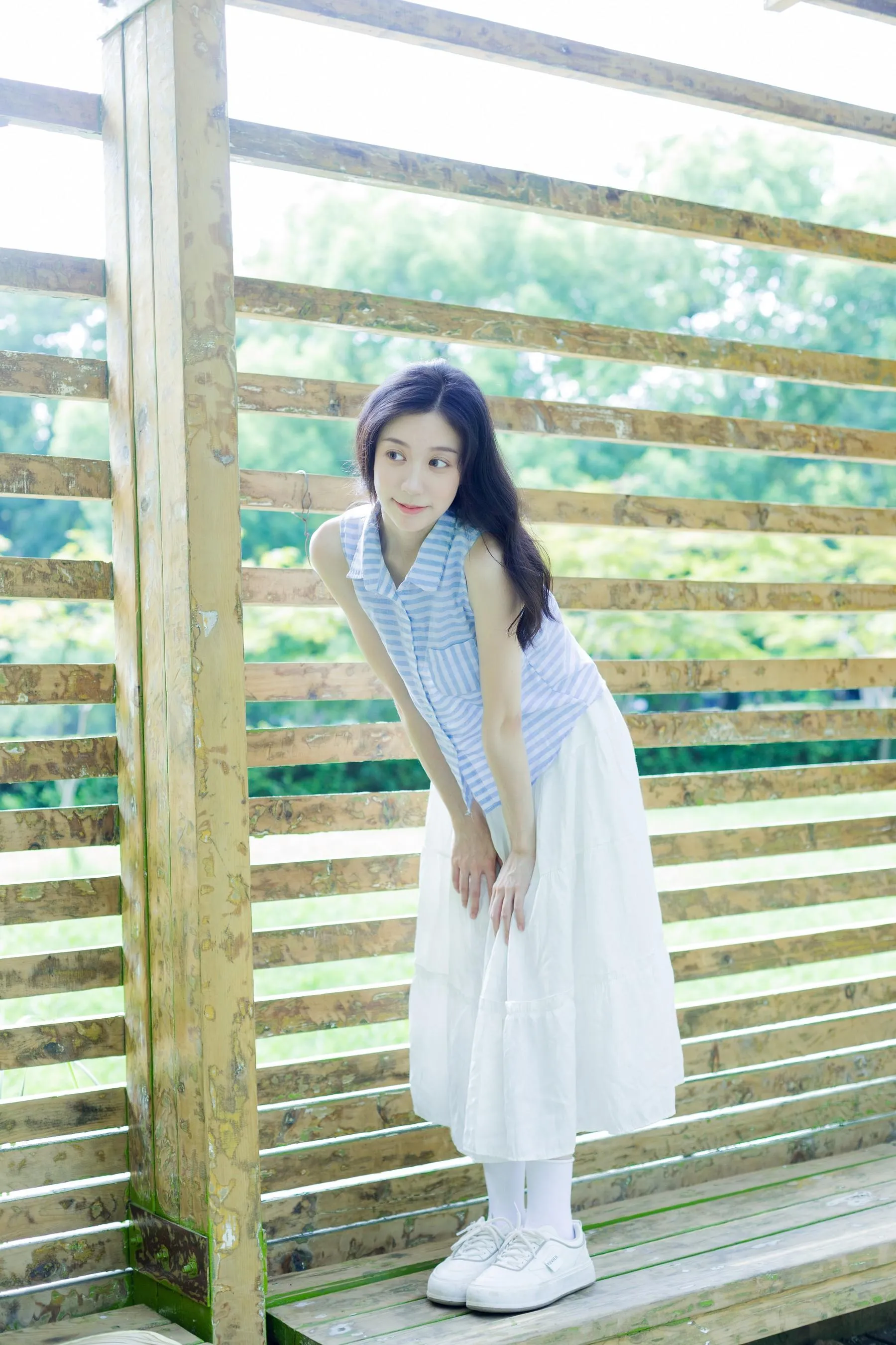 [YITUYU艺图语]2022.09.23 在你的身边 饲猫少女- [36P]插图1